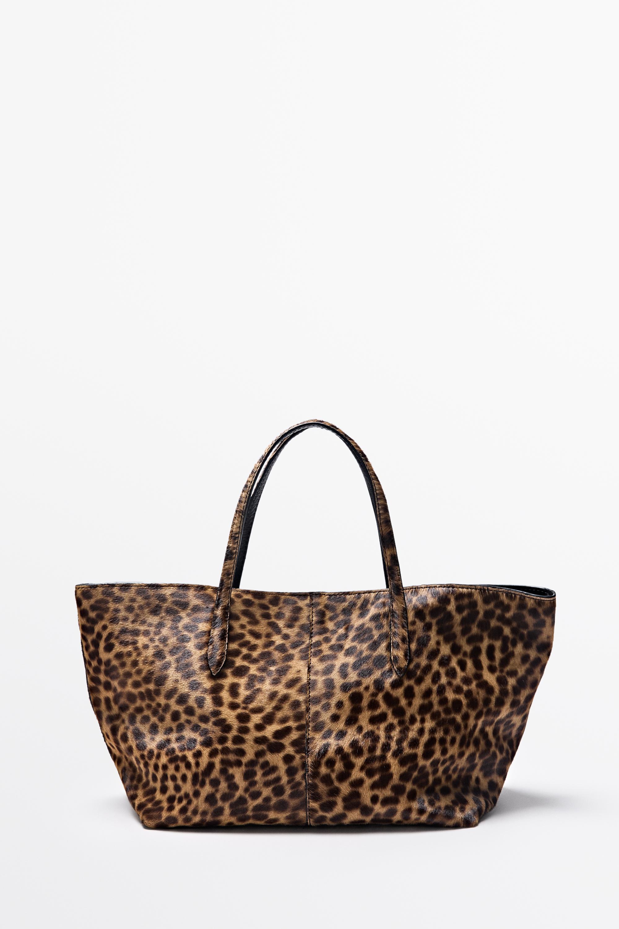 Medium leather tote bag with fur Ecru