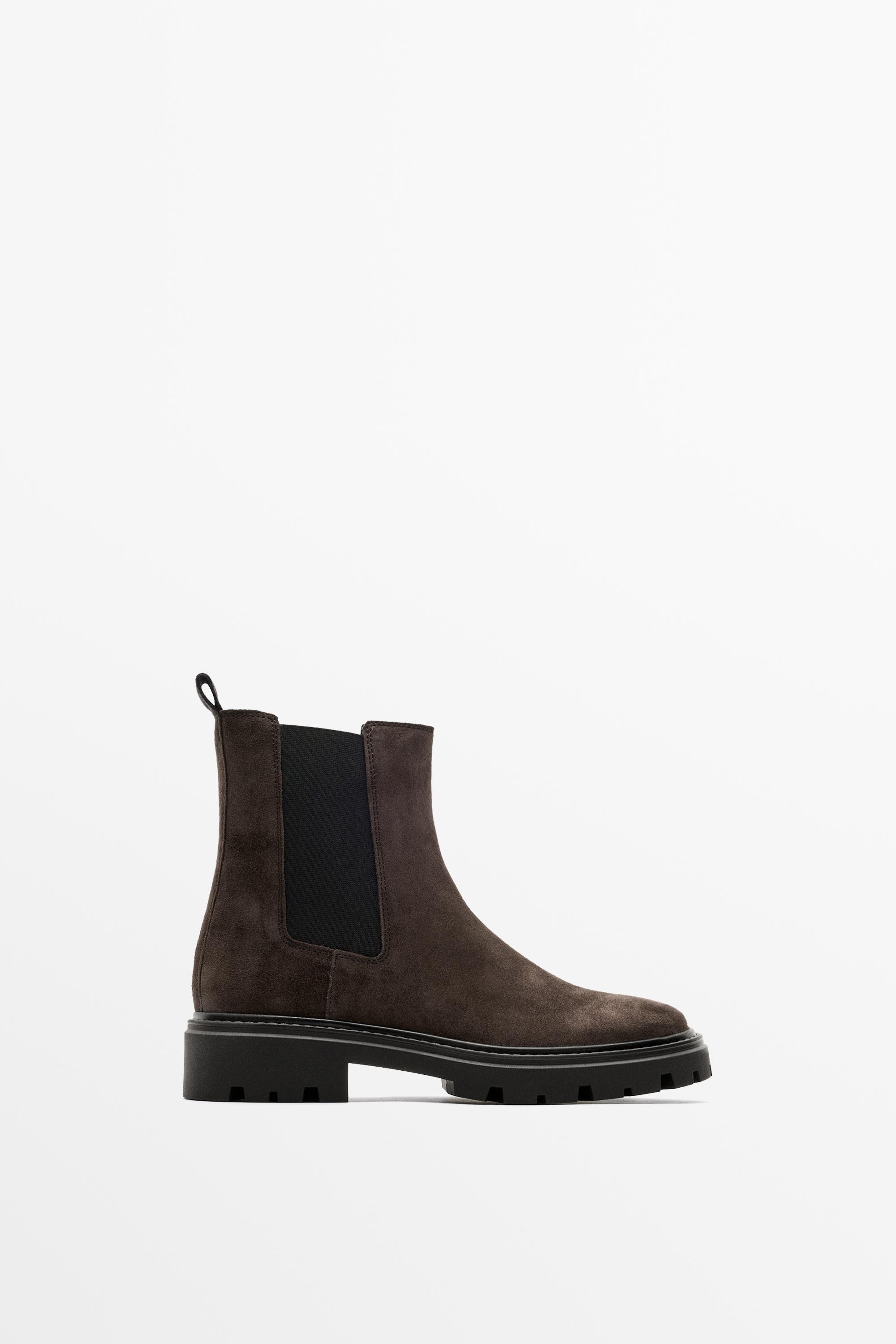 Flat Chelsea boots with track sole Brown