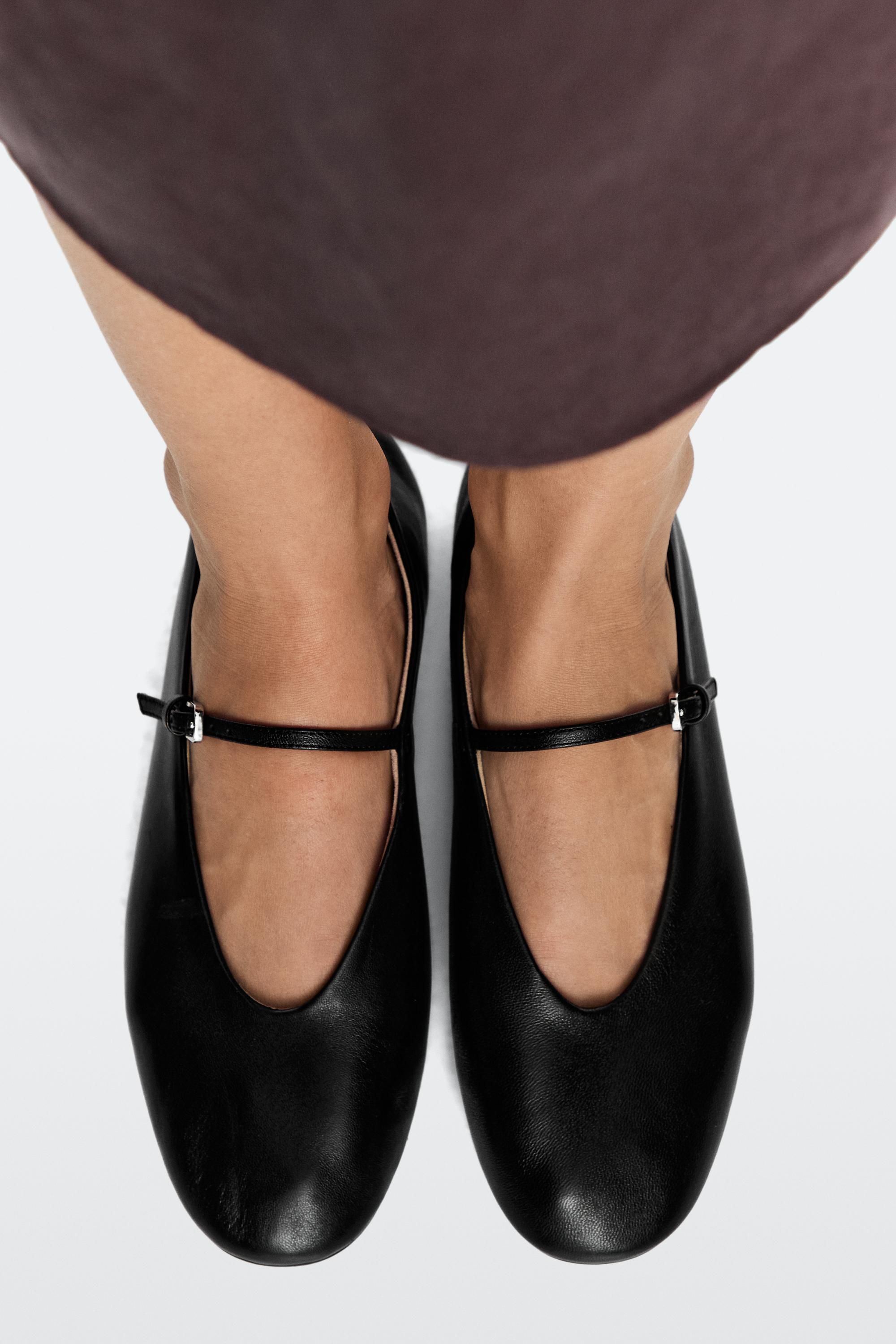 Soft leather ballerinas Black