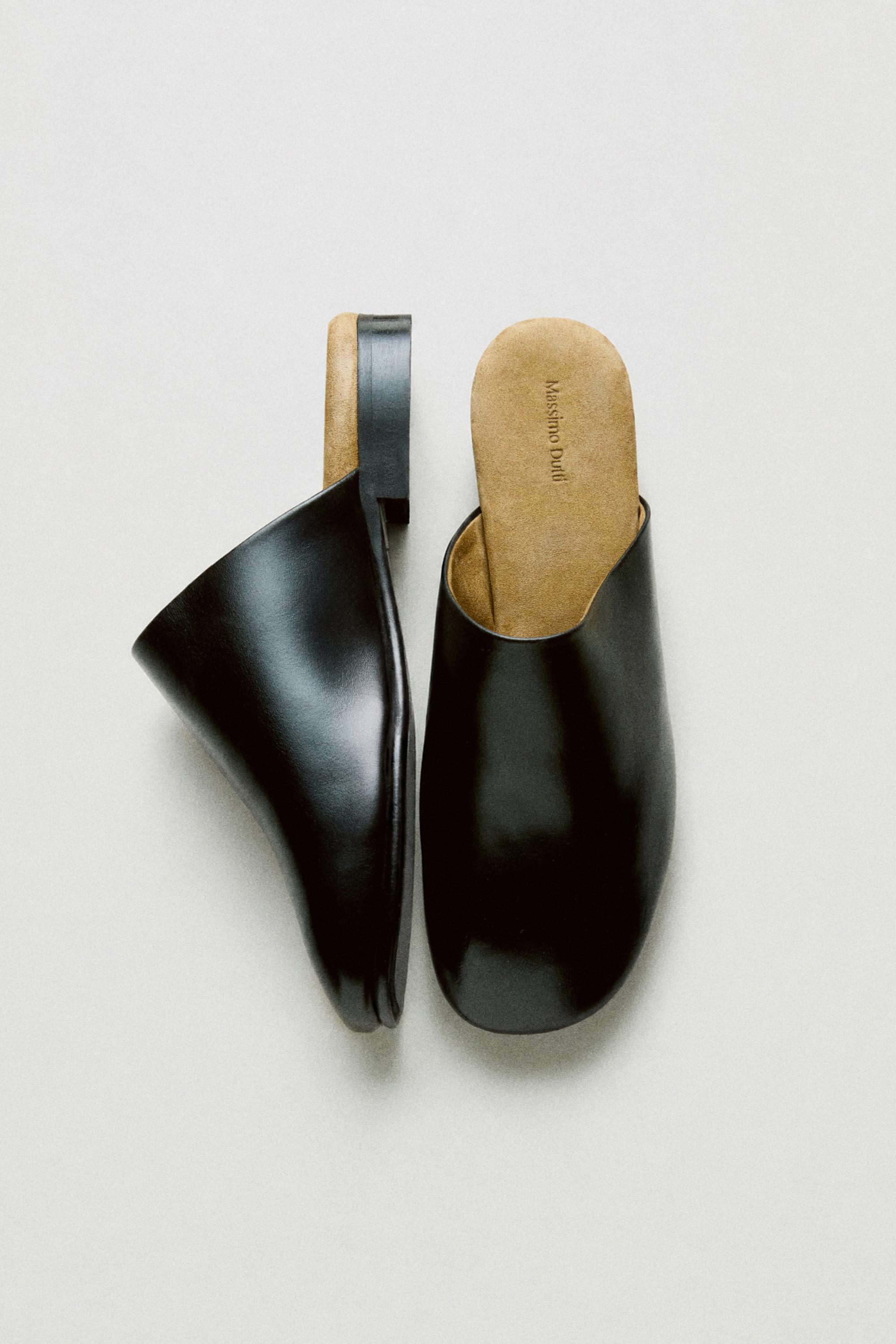 Soft leather mule Black
