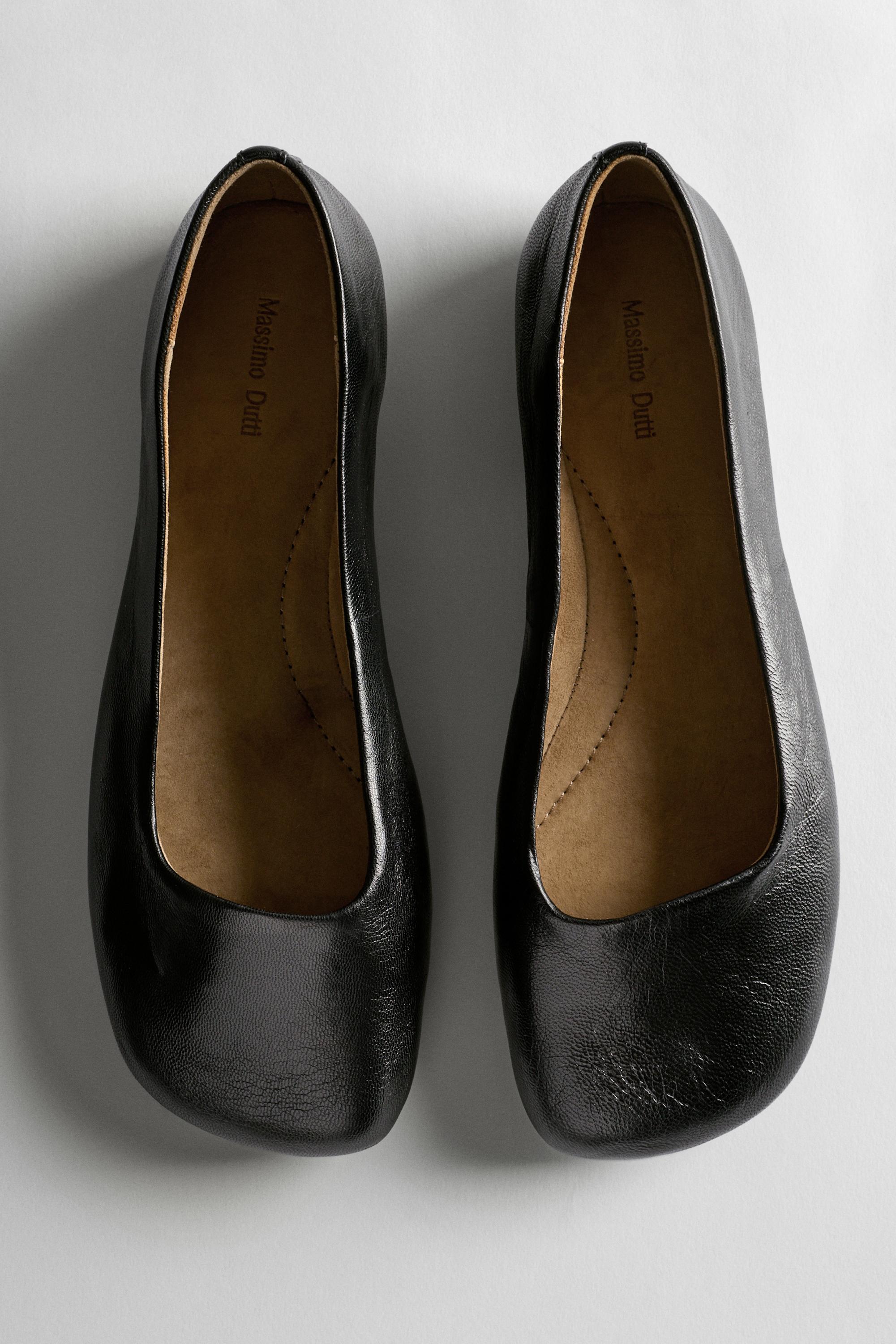 Square toe leather ballet flats Black
