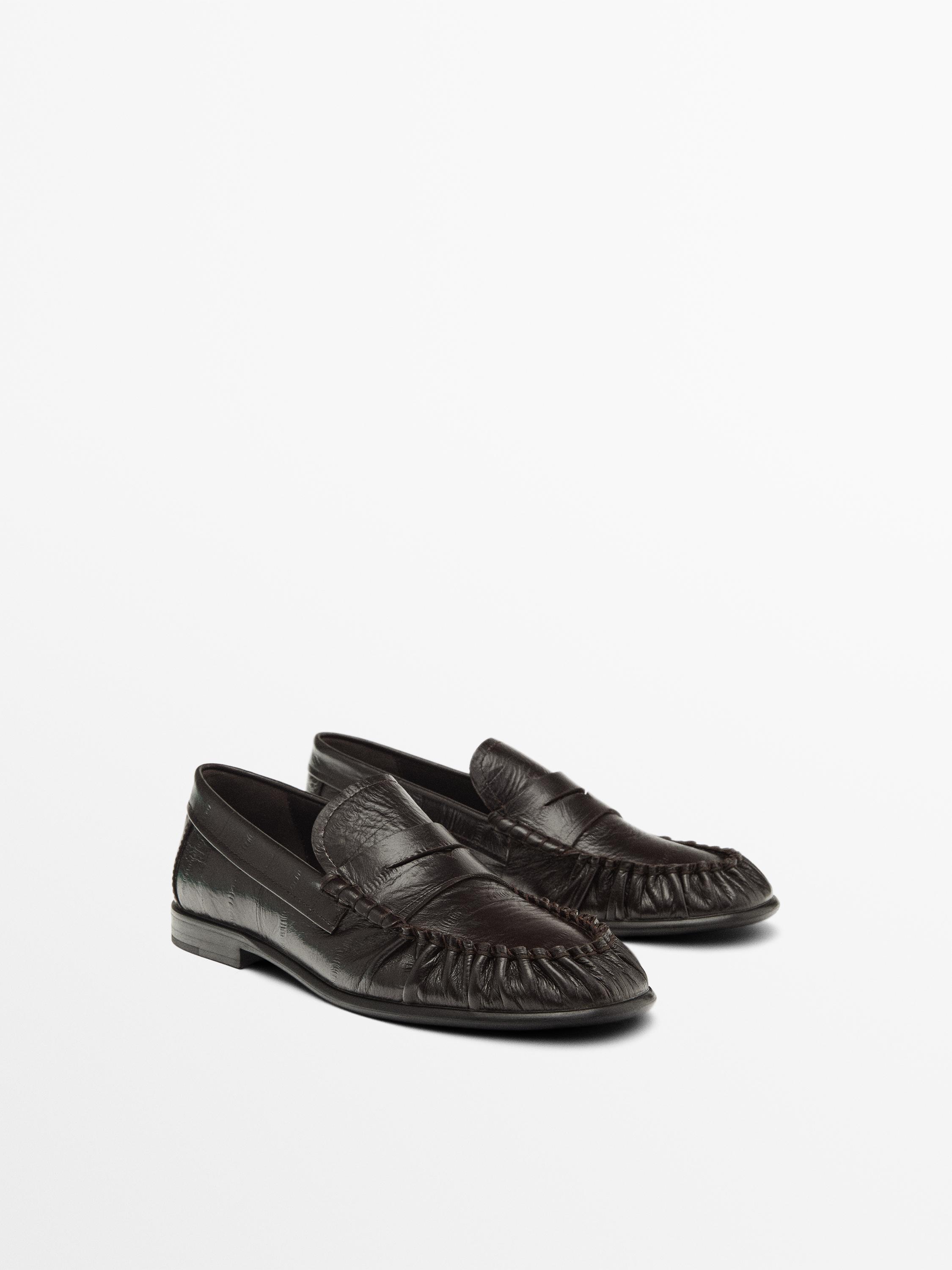 Embossed leather loafers Brown