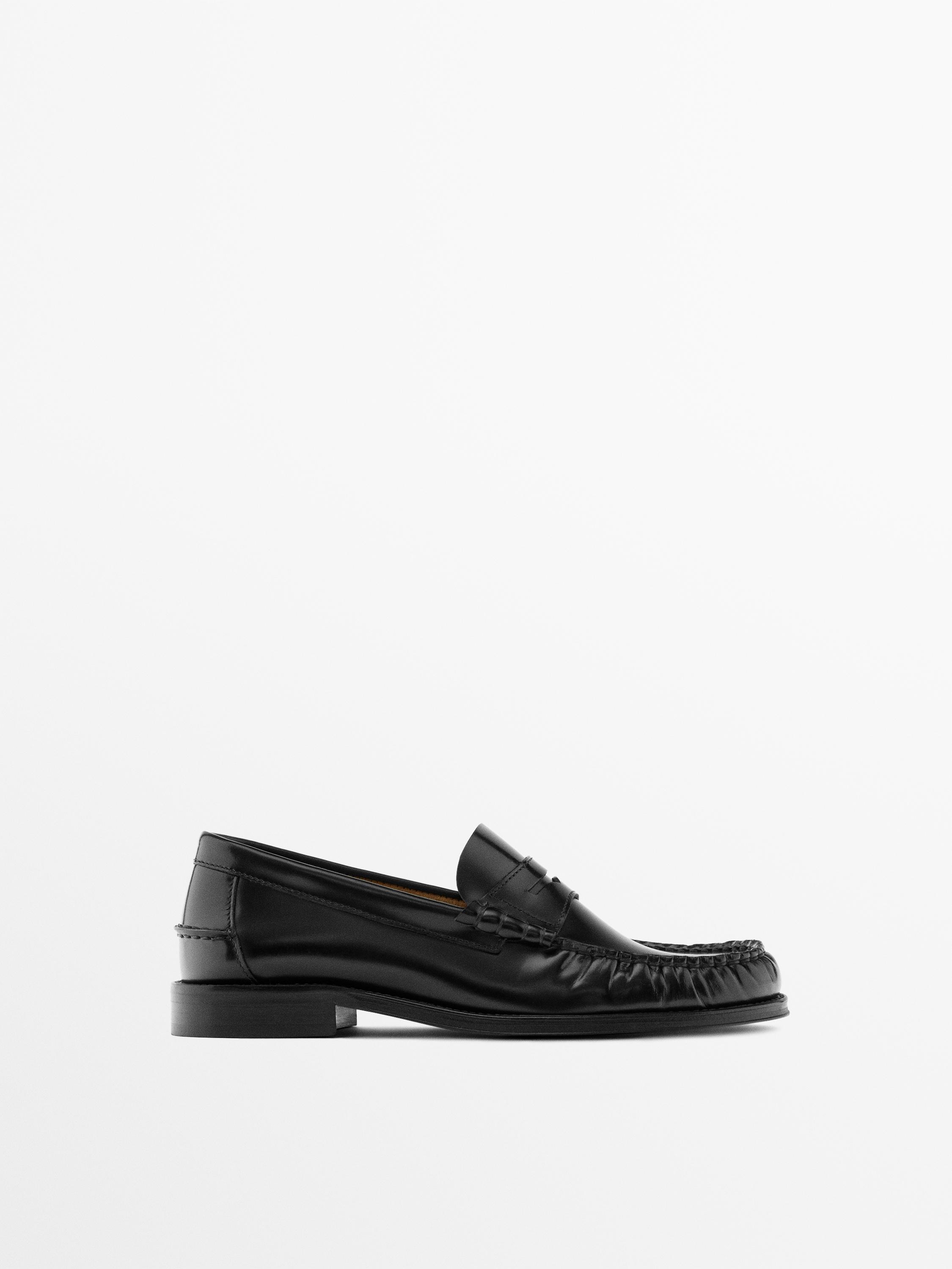 Leather loafer Black