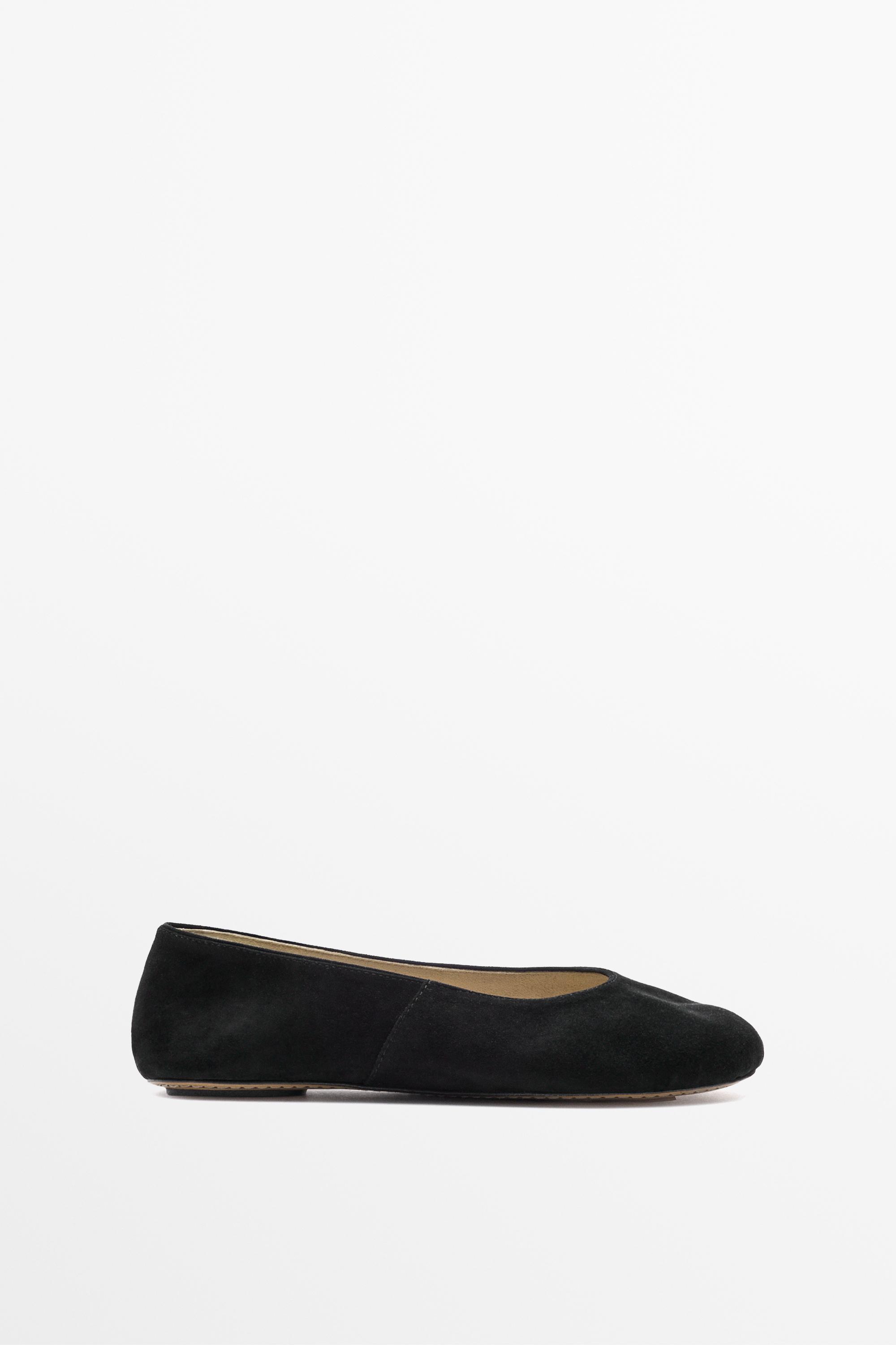 Soft suede goatskin ballet flat Black