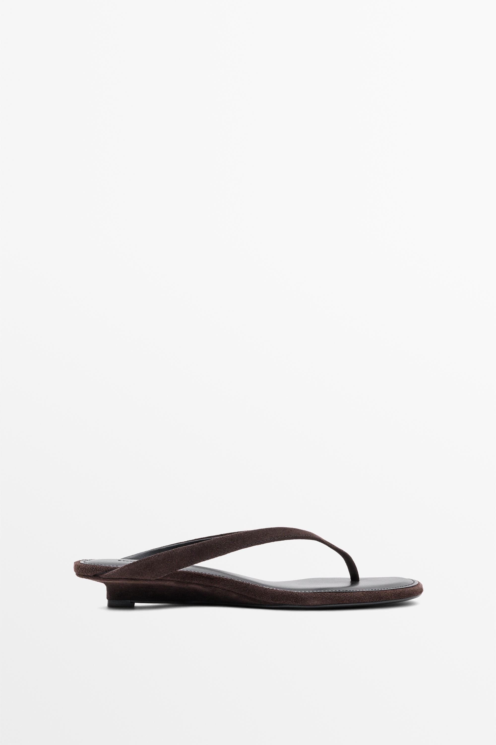 Mid-heel split suede leather toe sandal Brown