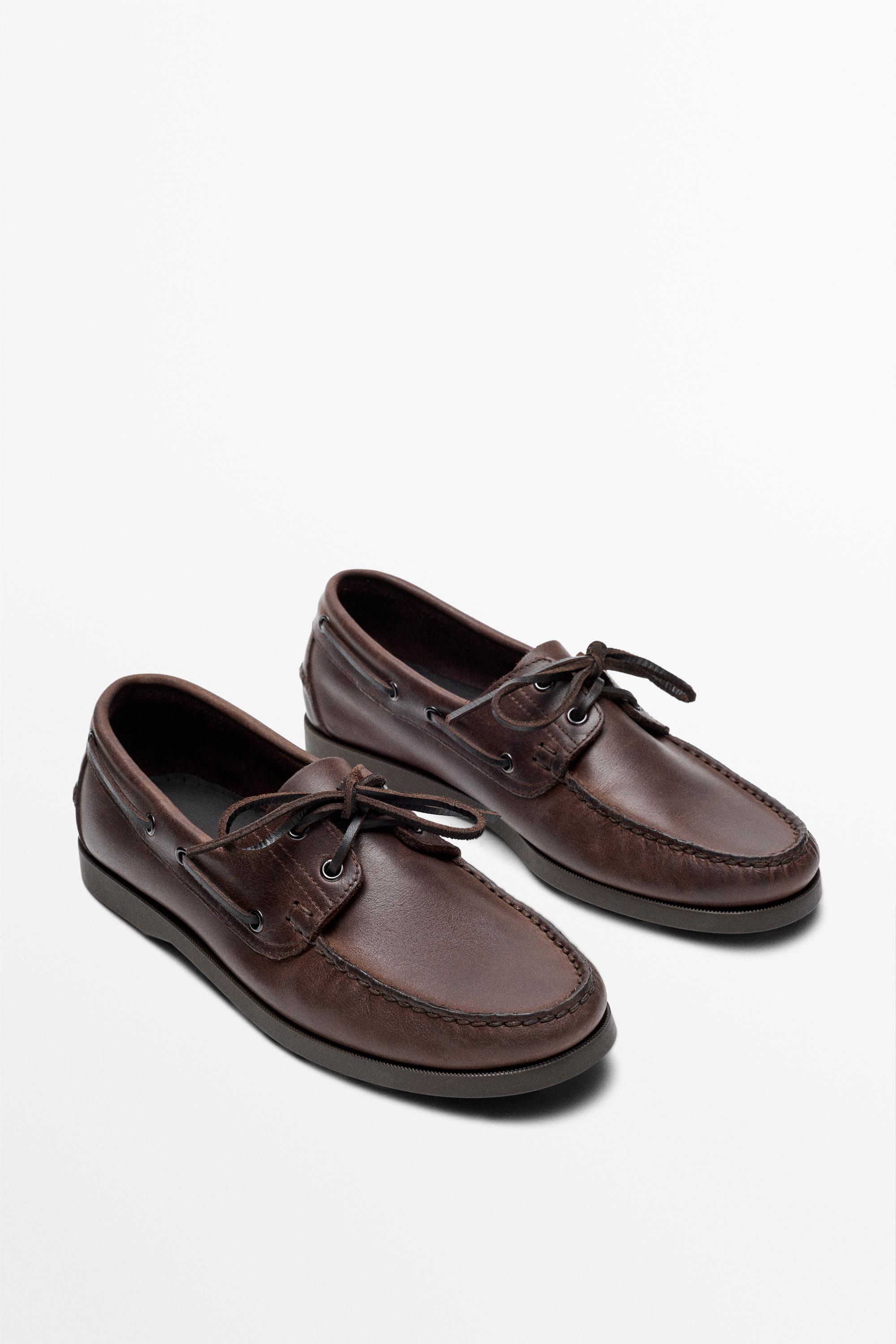 Oiled leather boat shoe Brown