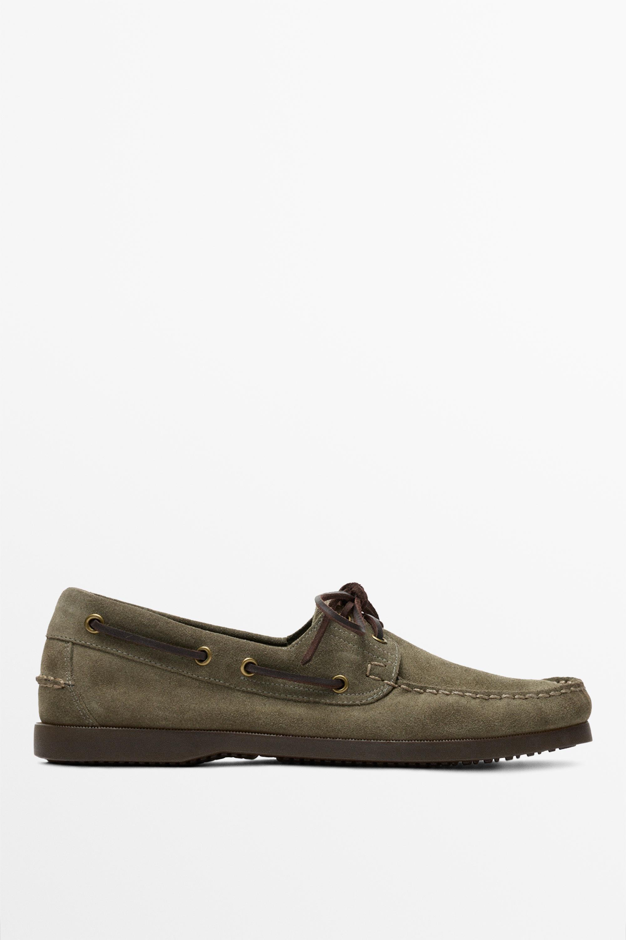 Leather boat shoe Bottle