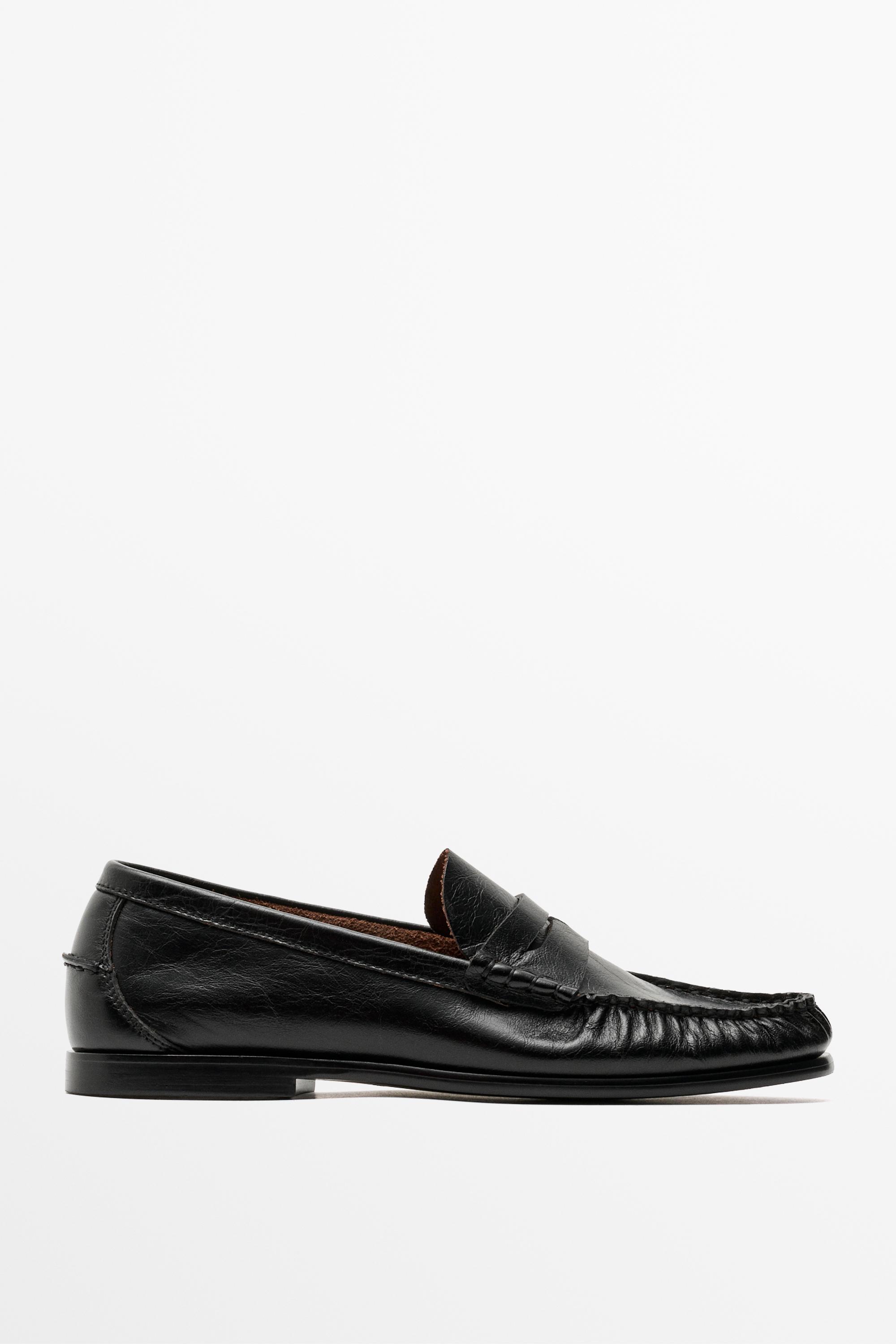 Soft leather shirred loafer Black