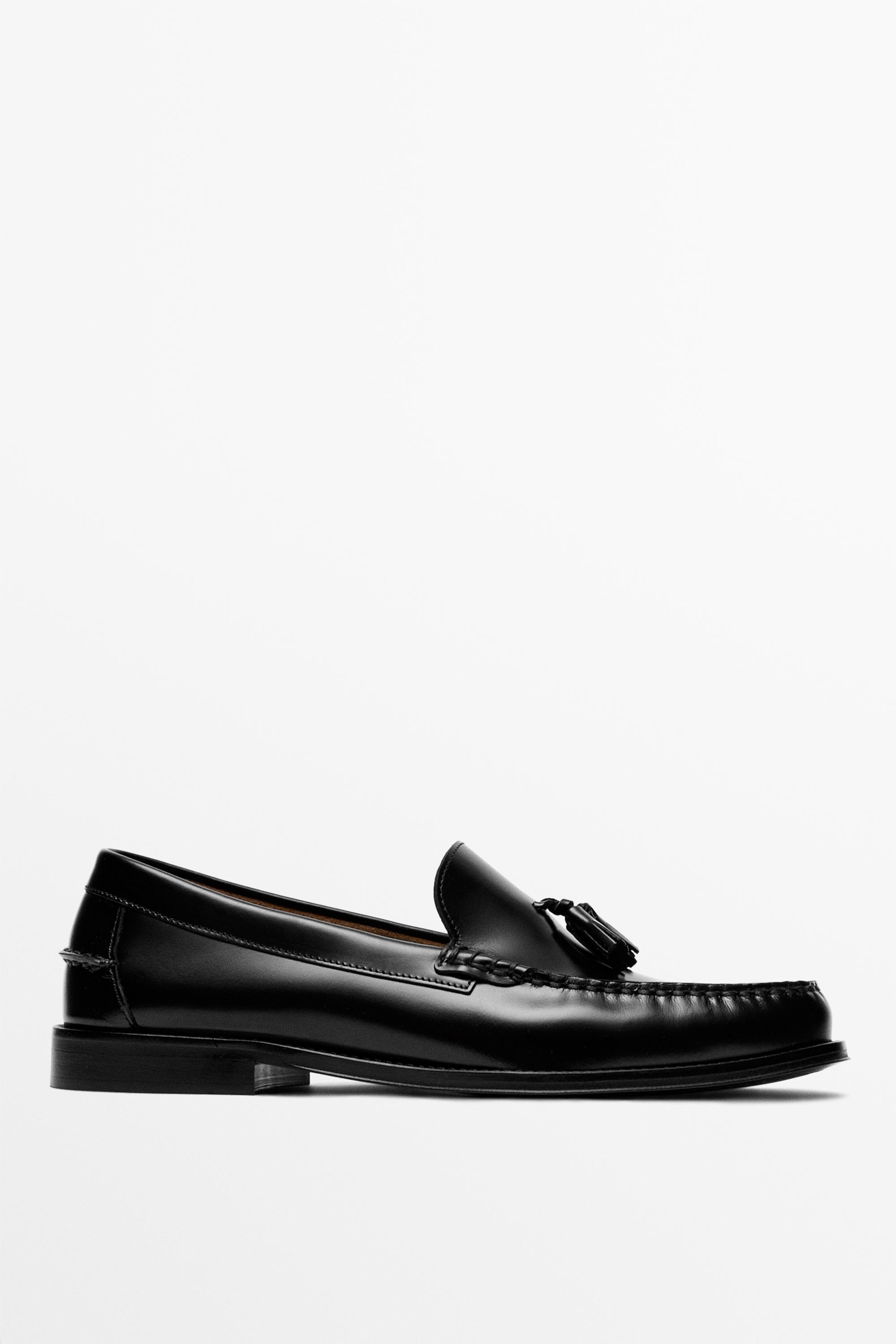Leather tassel loafer Black