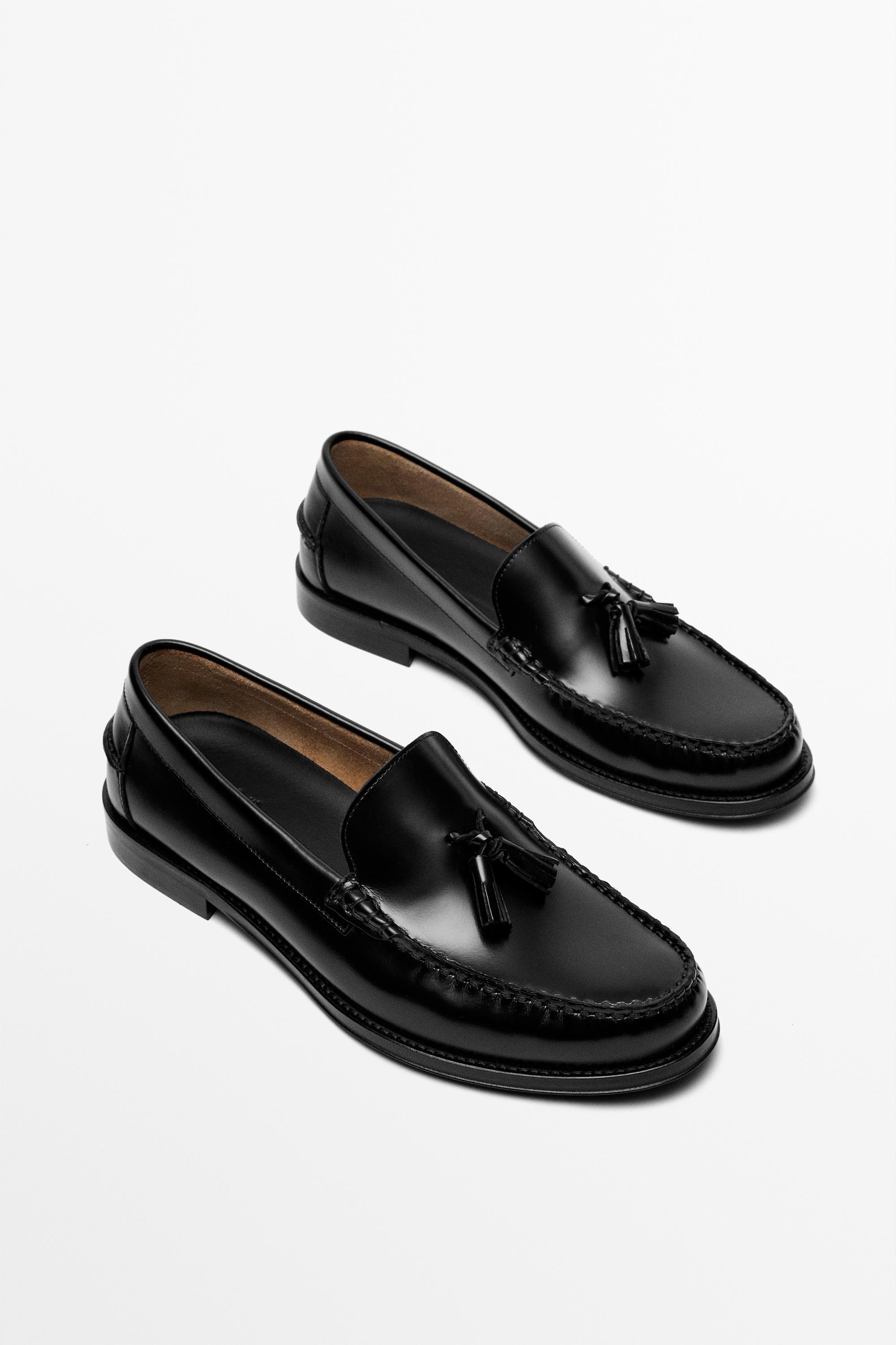 Leather tassel loafer Black