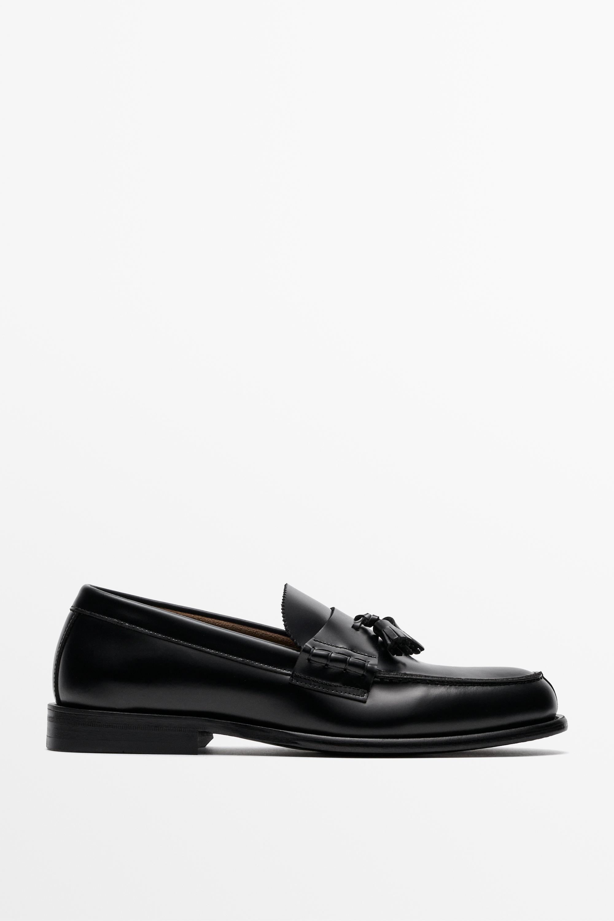 Leather tassel loafer Black
